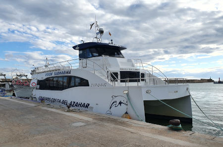 excursión en barco por la costa de Peñíscola